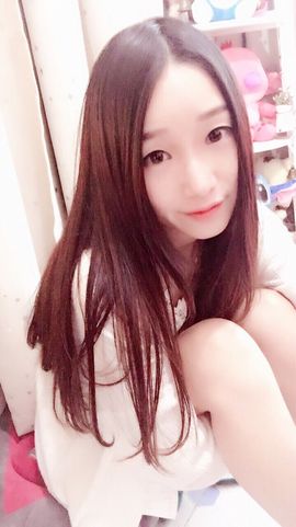 ︶゛ღ谢菲儿主播照片