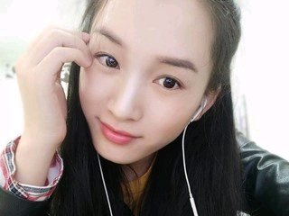 雄哥5q主播照片