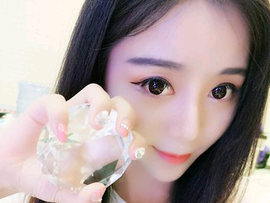，良良主播照片