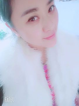 重楼碟影主播照片