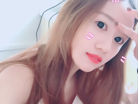 ❥妍妍海报