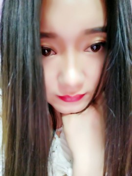 嘻甜甜主播照片