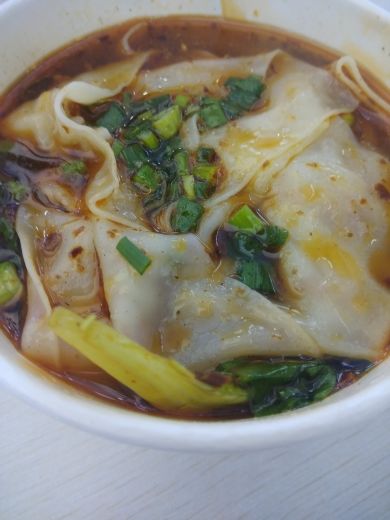 真心都是海市蜃楼。的主播照片