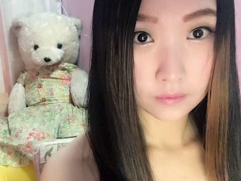 魅玲珑的主播海报
