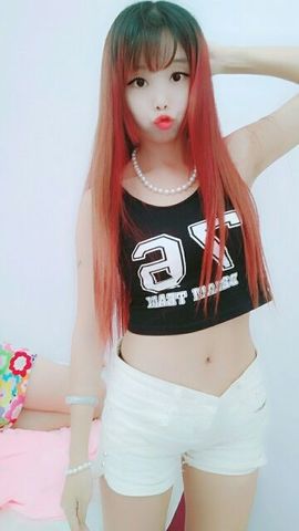 蓉娃娃主播照片