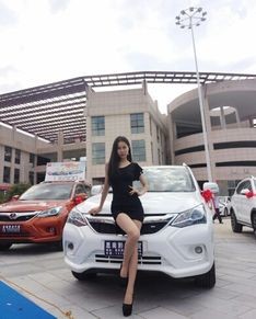 风中的风铃的图片