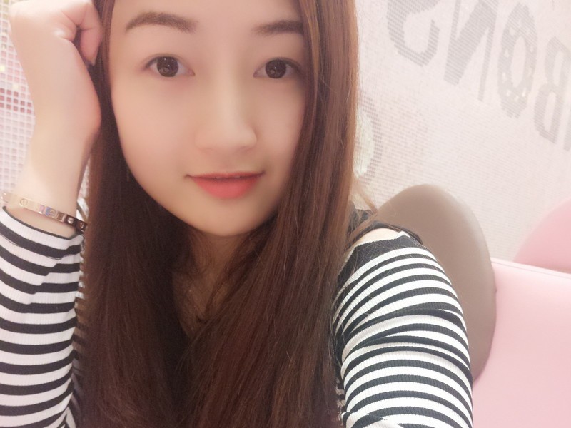 宝儿🐷真情相伴的主播海报