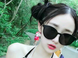 牌王d主播照片