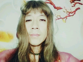 不忘初心💕丫头主播照片