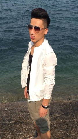 大脸.贺杨总圣王主宰主播照片