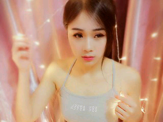 俏俏地問我的主播照片