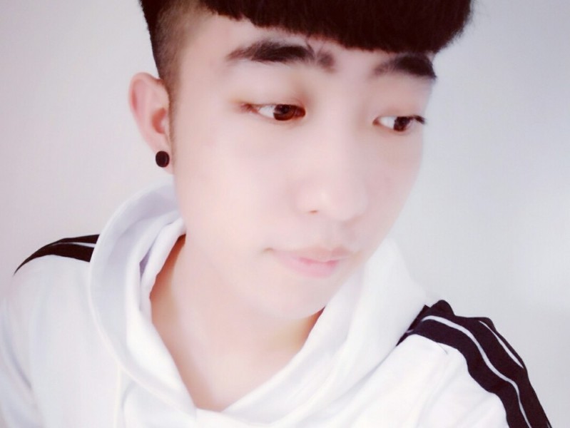 ♡孙小闹♡的主播海报