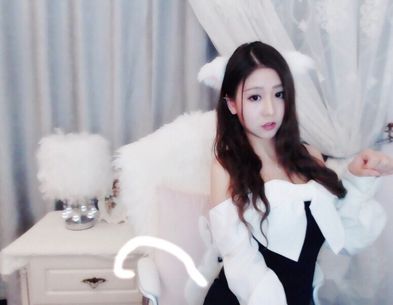妖主👑小萱的主播照片