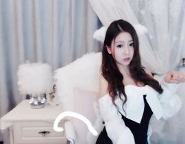 妖主👑小萱主播照片