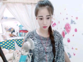 婆老爱主播照片