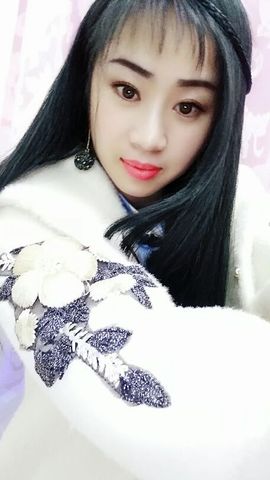 燕馨梦主播照片