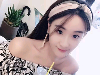 ︶皇朝❁︶✨春的主播照片