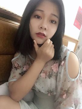 妖精暂退主播照片
