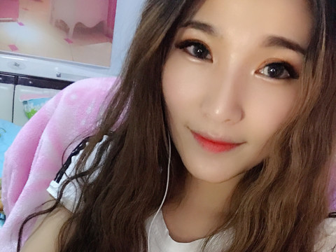 _十三姨海报