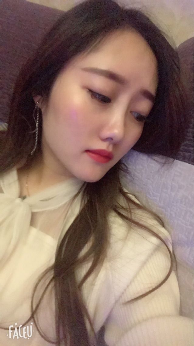 少女糖🌟感冒不舒服的主播照片