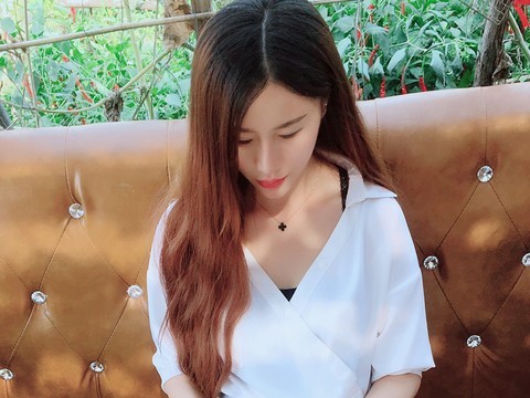 小然然、海报