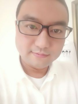 寂寞哎哟喂主播照片
