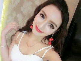 午夜的恒星主播照片