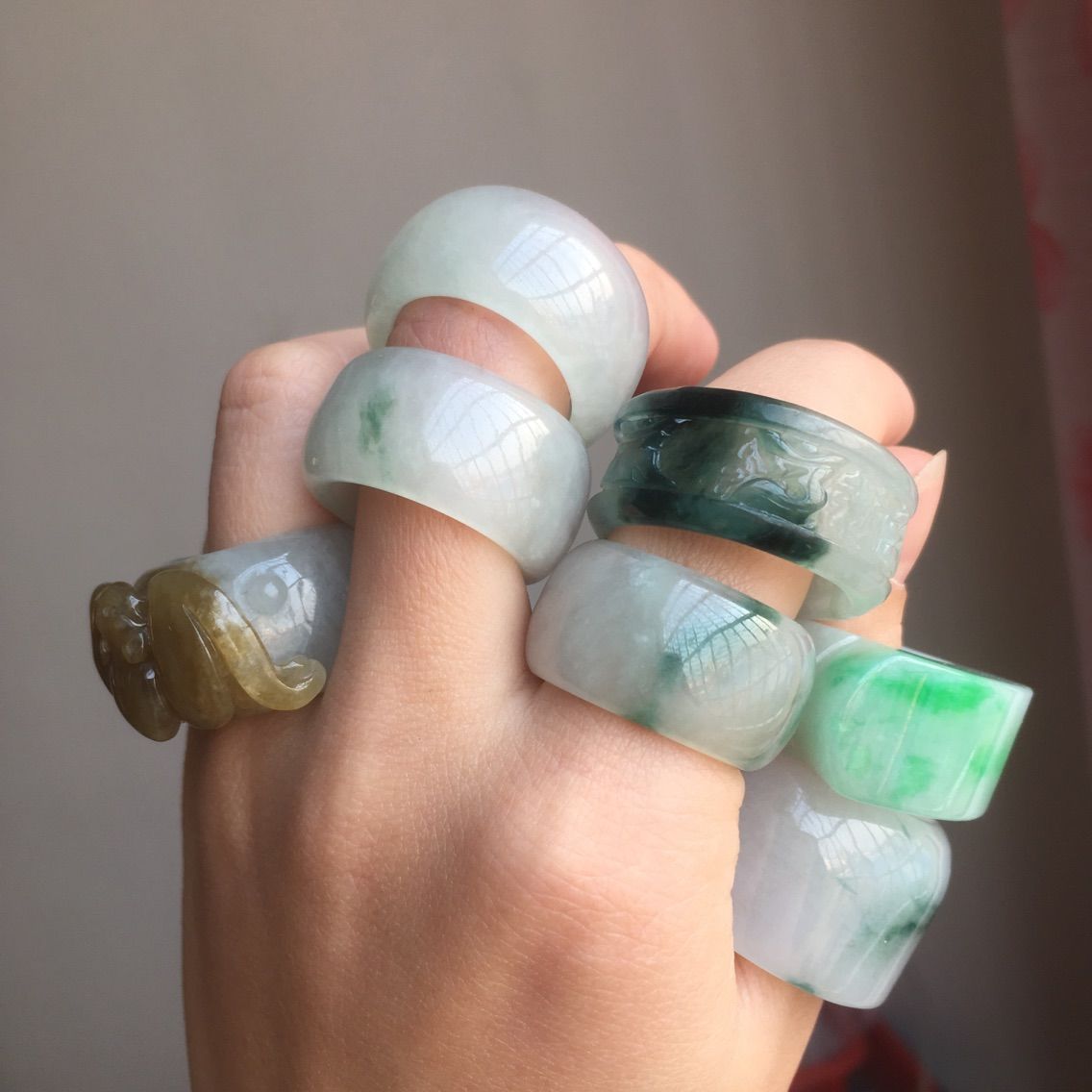 小甜甜翡翠🌻的主播照片