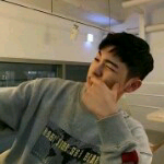 女王扉主播照片