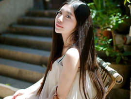根j1主播照片