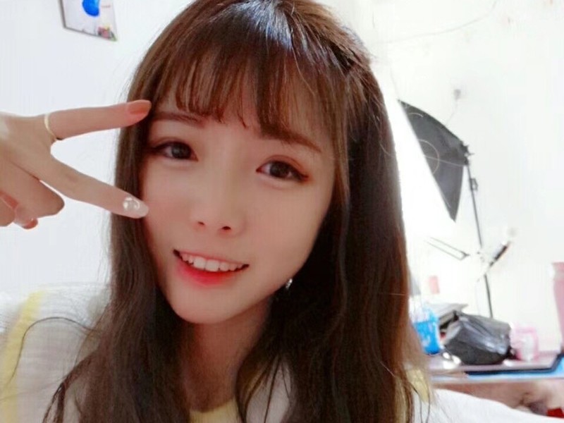 特别想你陪的主播海报
