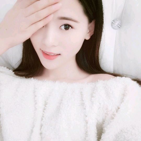 女神LV💅主播照片