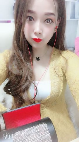 雨荨5198主播照片