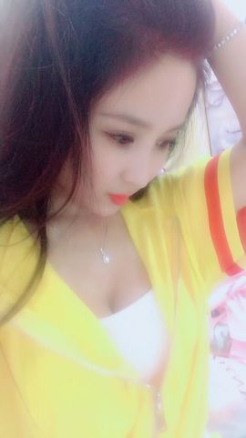 魅丽晴儿主播照片