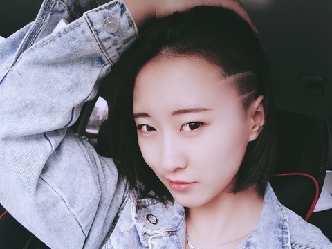*Yy、海报