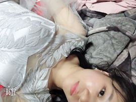 小甜甜翡翠🌻主播照片