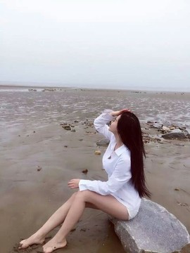 亲皇帝是来选妃的主播照片