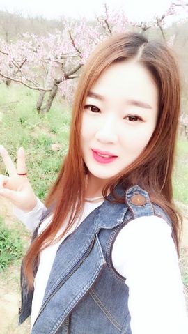 亲爱的大美‘主播照片