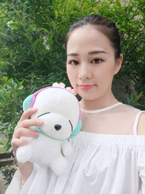 俏琴儿～全村的希望的主播照片