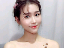：翩翩那老才主播照片