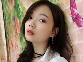 小瑄灵家心灵主播照片