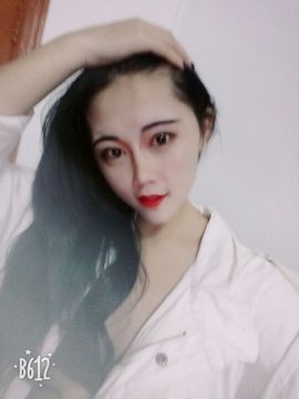 菲儿小奶猫主播照片