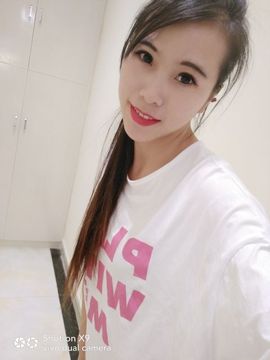 模特ღ丝丝つ女王主播照片