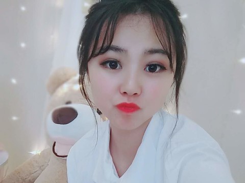 A小妲衣baby海报