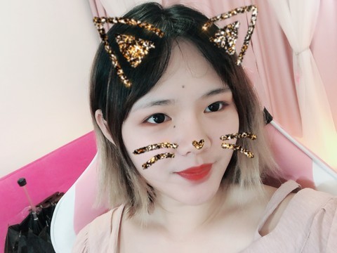 网瘾少女泡泡酱海报
