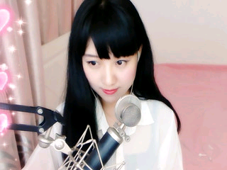 10580溪宝主播照片