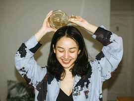 阿伟c6主播照片