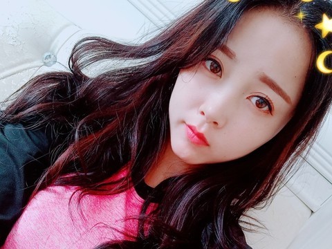 小啊珊海报