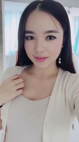 广东澜宝儿主播照片