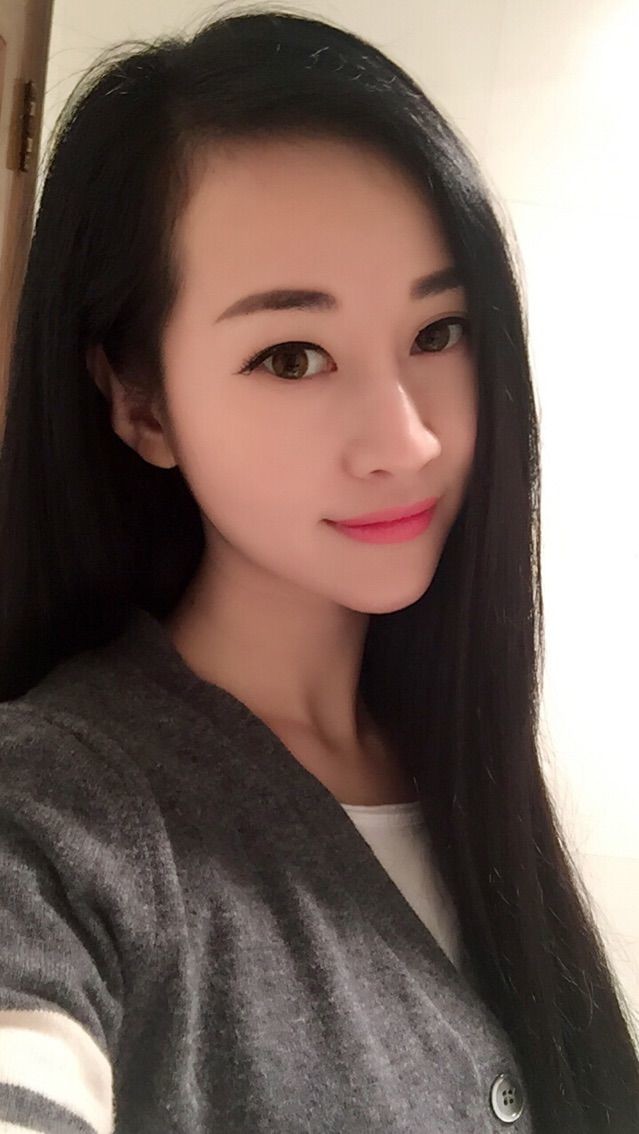 嵗玥蕪婧的主播照片